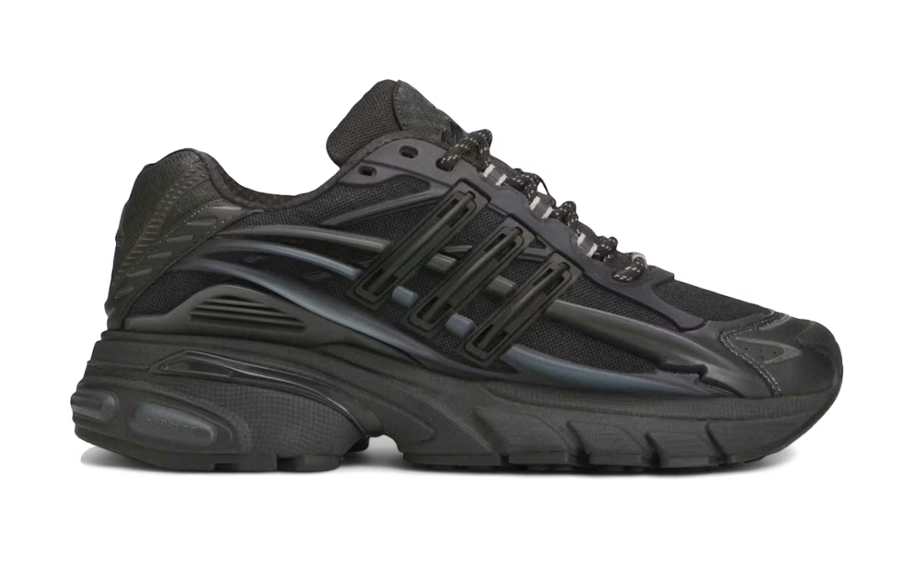 新品 adidas ADISTAR JELLYFISH BLACK 27cm Adidas Adistar Jellyfish Pharrell Williams Triple Black (48SHIP