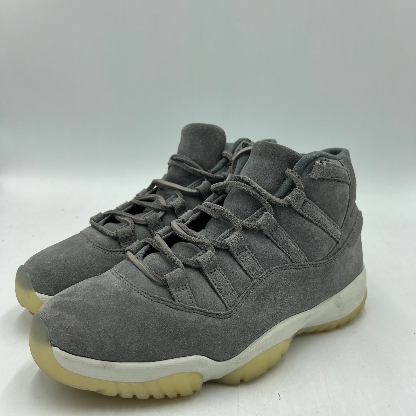 PRE OWNED Jordan 11 RetroPinnacle Grey Suede