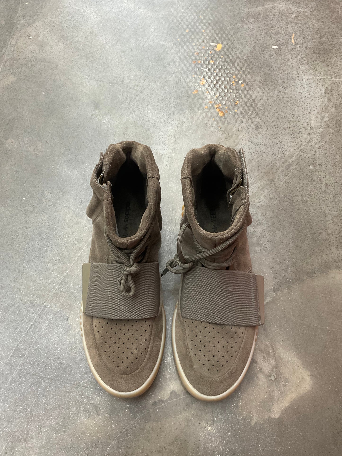 Pre-owned adidas Yeezy Boost 750 Chocolate Size 9.5 NO BOX