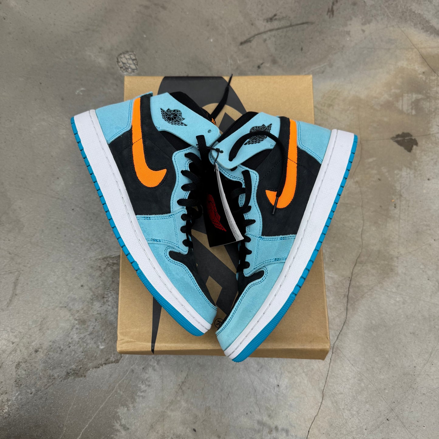 Jordan 1 ZM Bleached Aqua sz 9.5