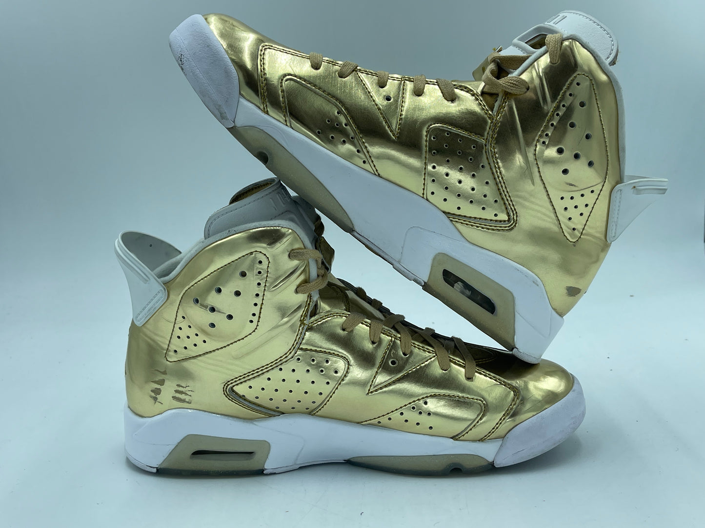 PRE OWNED Jordan 6 Retro Pinnacle Metallic Gold