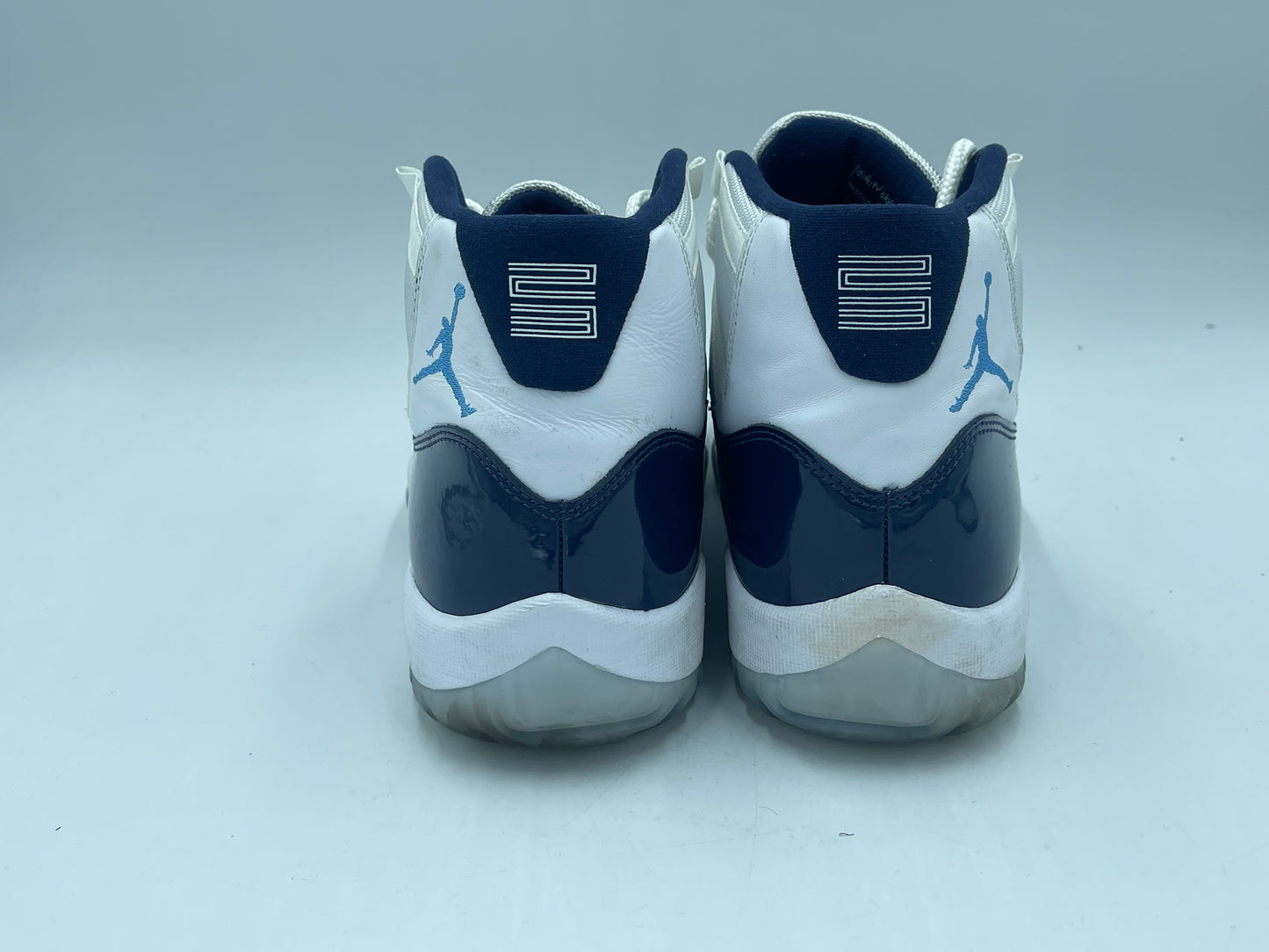 PRE OWNED Jordan 11 Retro UNC Win Like 82