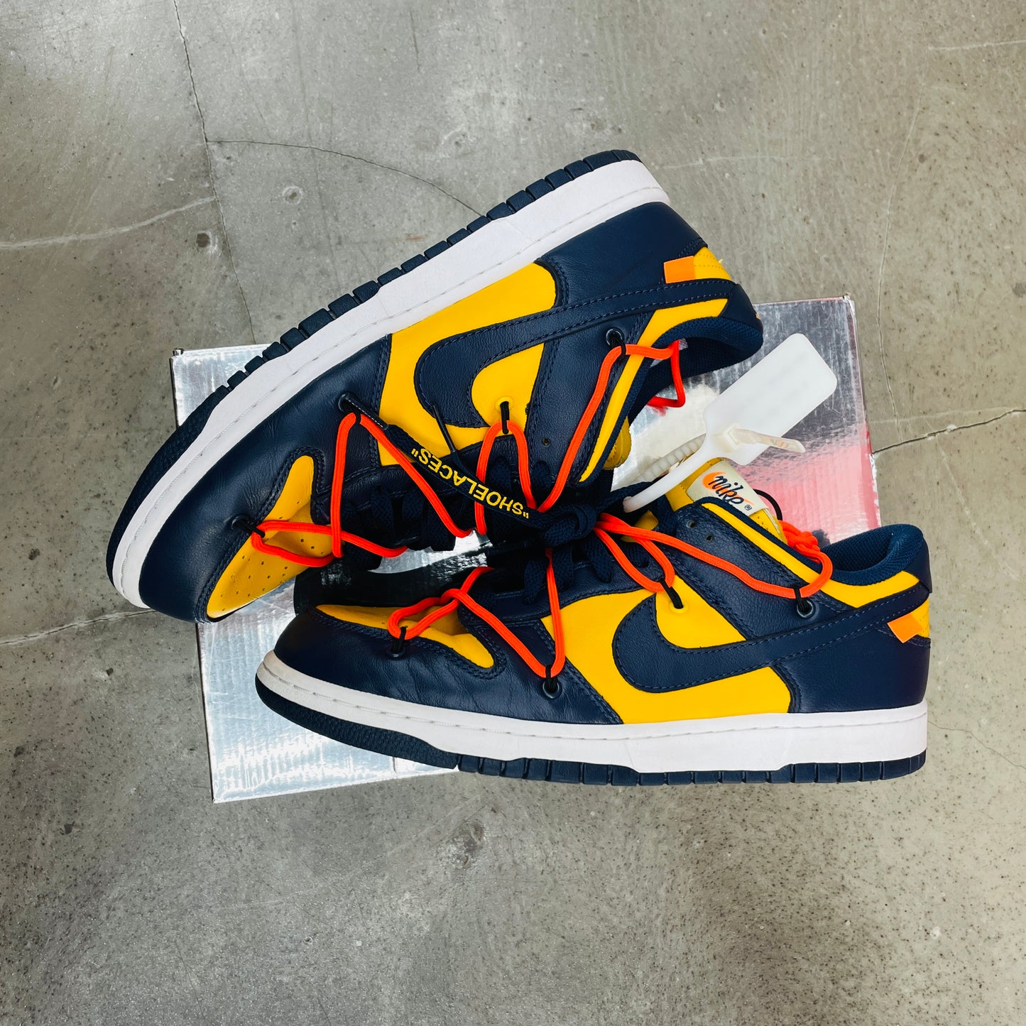 PRE OWNED Off-White x Dunk Low 'University Gold'