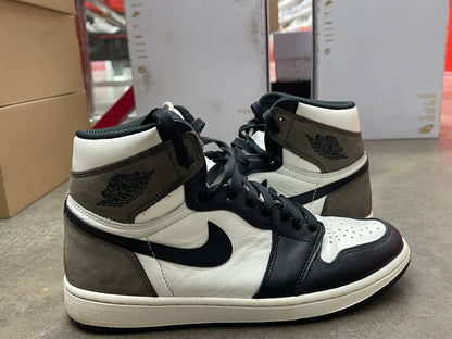 PRE OWNED Jordan 1 Retro High Dark Mocha