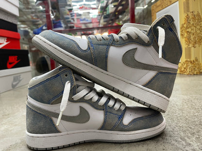 PRE OWNED Jordan 1 Retro HighHyper Royal Smoke Grey