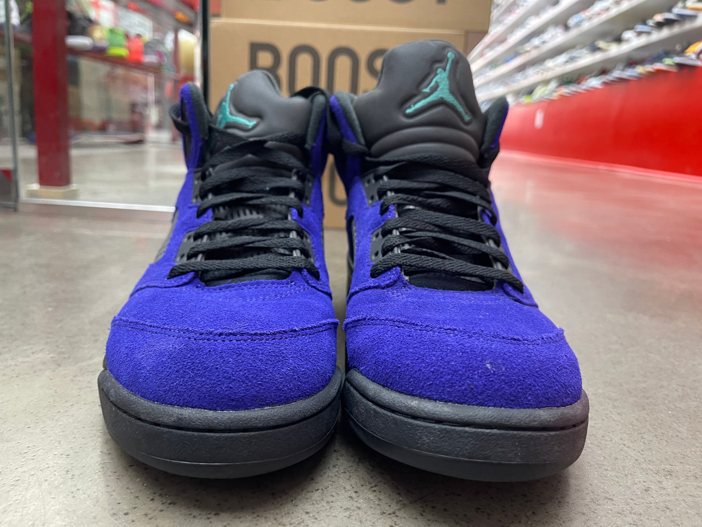 PRE OWNEDJordan 5 Retro Alternate Grape