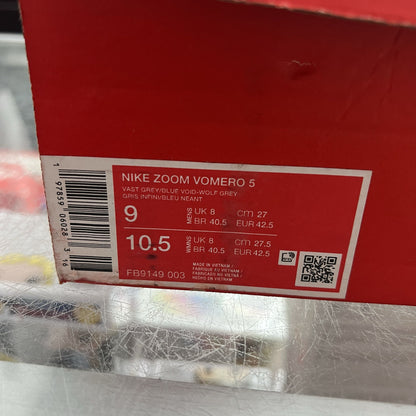 Nike Zoom Vomero 5 Yankees PRICE DROP